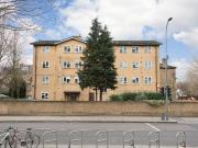 3 bedroom flat for sale