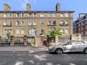 3 bedroom flat for sale