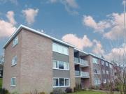 3 bedroom flat for sale