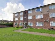 3 bedroom flat for sale