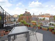 3 bedroom flat for sale