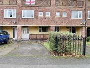 3 bedroom flat for sale
