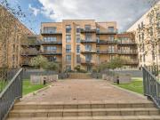 3 bedroom flat for sale