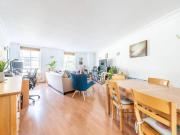 3 bedroom flat for sale