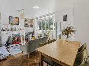 3 bedroom flat for sale