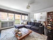3 bedroom flat for sale