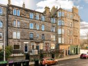 3 bedroom flat for sale