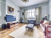 3 bedroom flat for sale