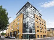 3 bedroom flat for sale