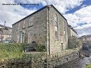 3 bedroom flat for sale