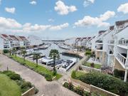 3 bedroom flat for sale