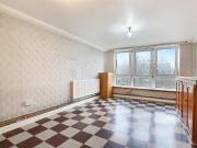 3 bedroom flat for sale