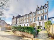 3 bedroom flat for sale