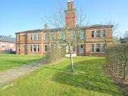 3 bedroom flat for sale