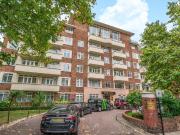 3 bedroom flat for sale