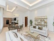 3 bedroom flat for sale
