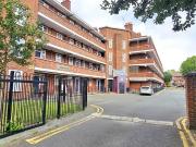 3 bedroom flat for sale