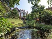 3 bedroom flat for sale