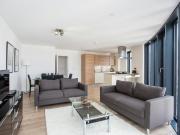 3 bedroom flat for sale
