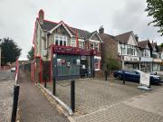 3 bedroom flat for sale