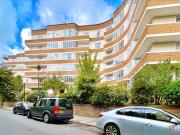 3 bedroom flat for sale