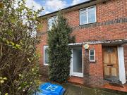 3 bedroom flat for sale