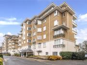 3 bedroom flat for sale