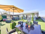 3 bedroom flat for sale