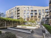 3 bedroom flat for sale