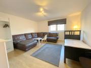 3 bedroom flat for sale