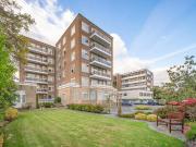 3 bedroom flat for sale