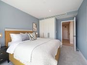 3 bedroom flat for sale