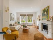 3 bedroom flat for sale
