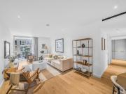 3 bedroom flat for sale