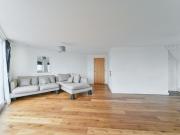 3 bedroom flat for sale