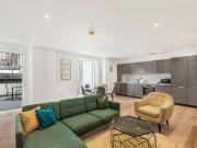 3 bedroom flat for sale