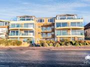 3 bedroom flat for sale