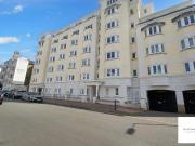 3 bedroom flat for sale