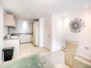 3 bedroom flat for sale