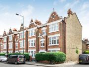 3 bedroom flat for sale
