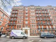 3 bedroom flat for sale