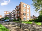 3 bedroom flat for sale