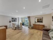 3 bedroom flat for sale