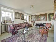 3 bedroom flat for sale