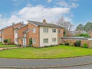 3 bedroom flat for sale