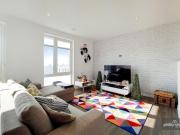 3 bedroom flat for sale