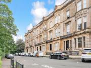 3 bedroom flat for sale