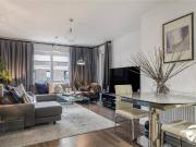 3 bedroom flat for sale