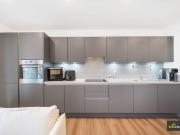 3 bedroom flat for sale