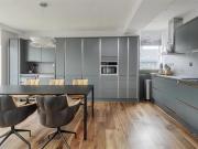 3 bedroom flat for sale